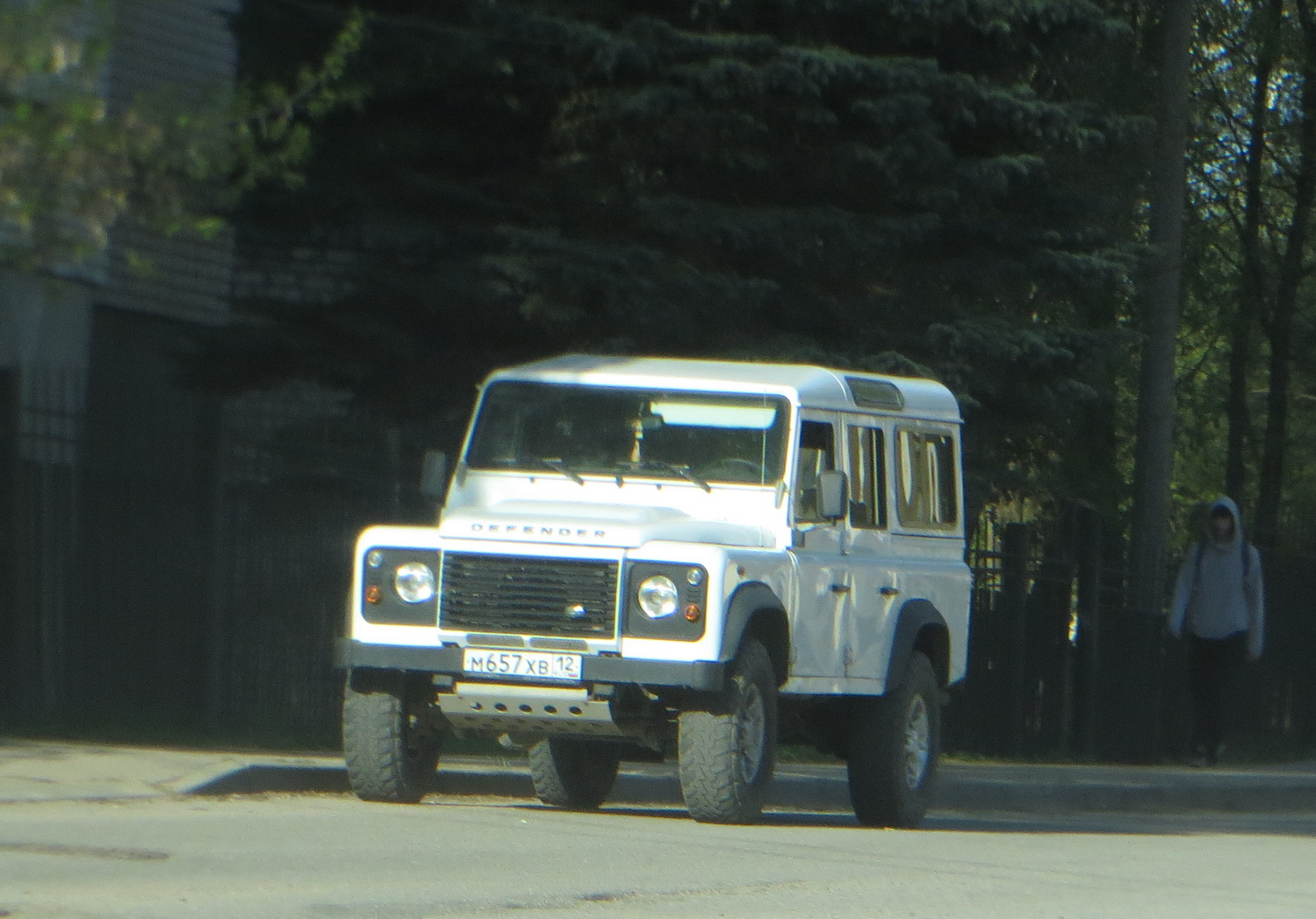 м 657 хв 12, Land Rover Defender 