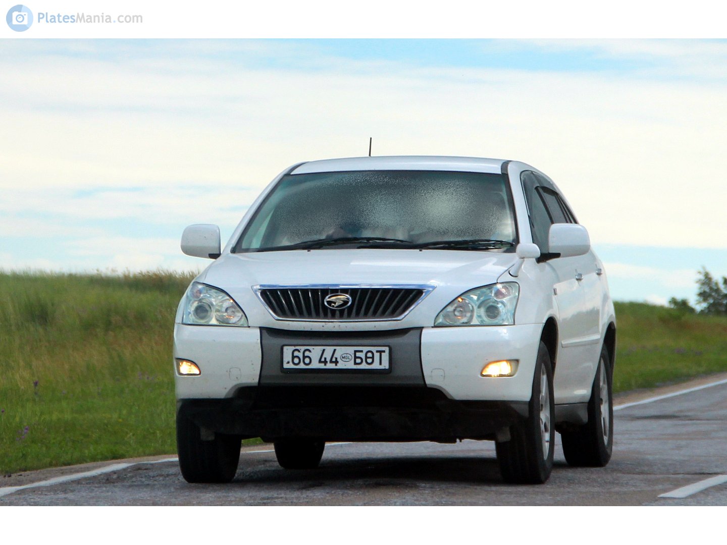 6644 БӨТ, Toyota Harrier 