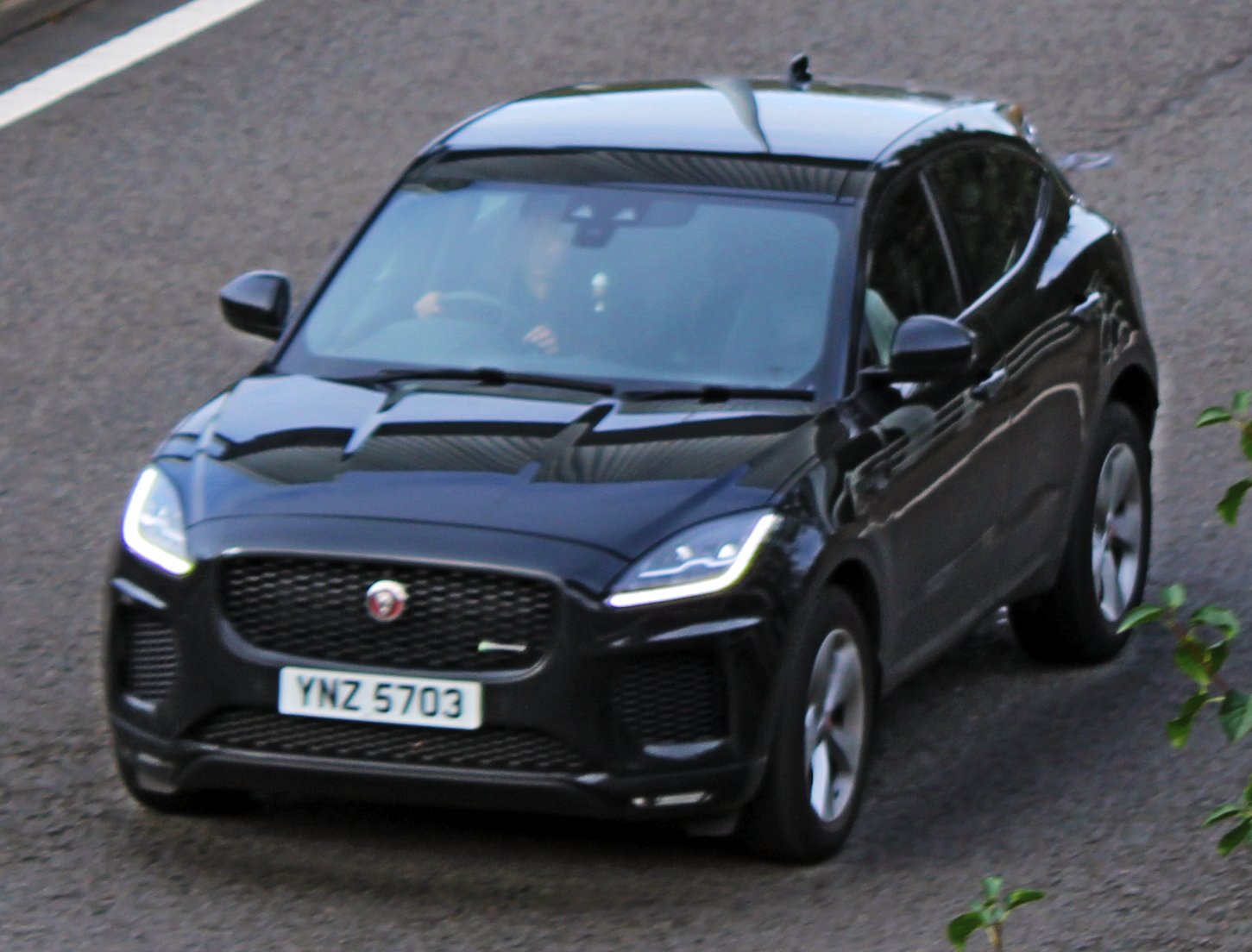 YNZ5703, Jaguar E-Pace 1st gen (X540), 2017–2024