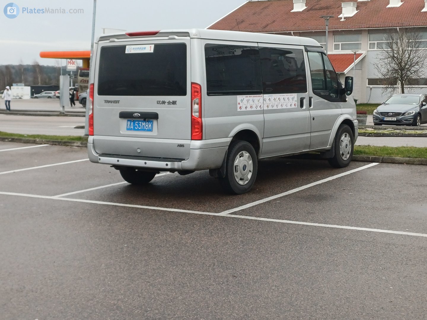 黑A·53M8K, Ford Transit 