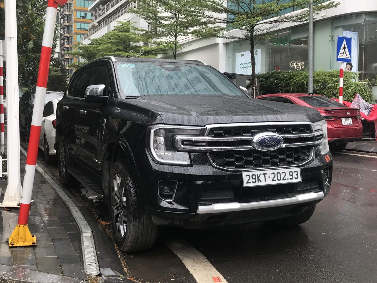 29KT-202.93, Ford Everest 3rd gen (U704/UB), 2022–