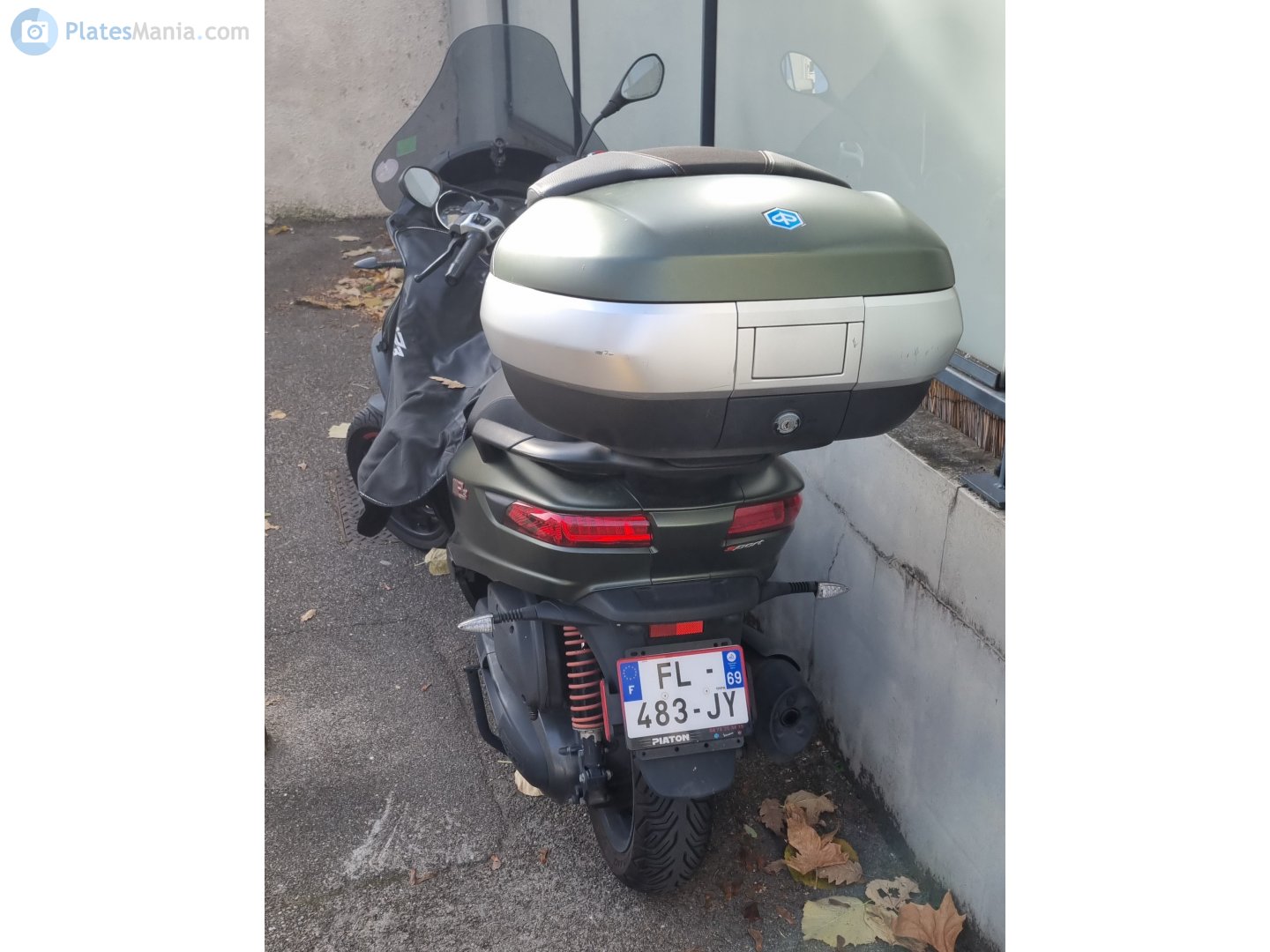 FL-483-JY, Piaggio MP3 2nd gen, 2014–2022