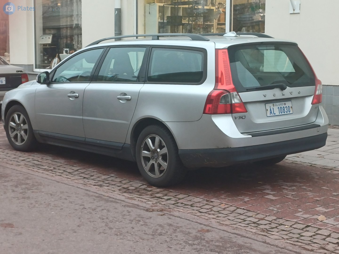 ÅL 10830, Volvo V70 