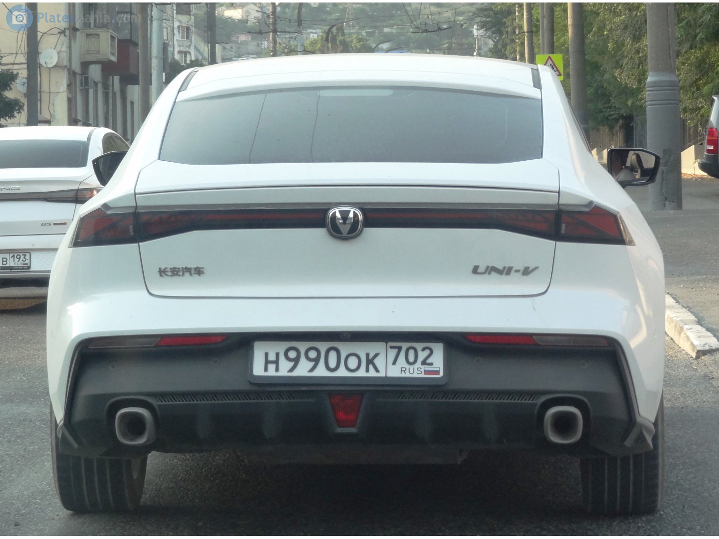 н 990 ок 702, Changan (Chana) UNI-V 