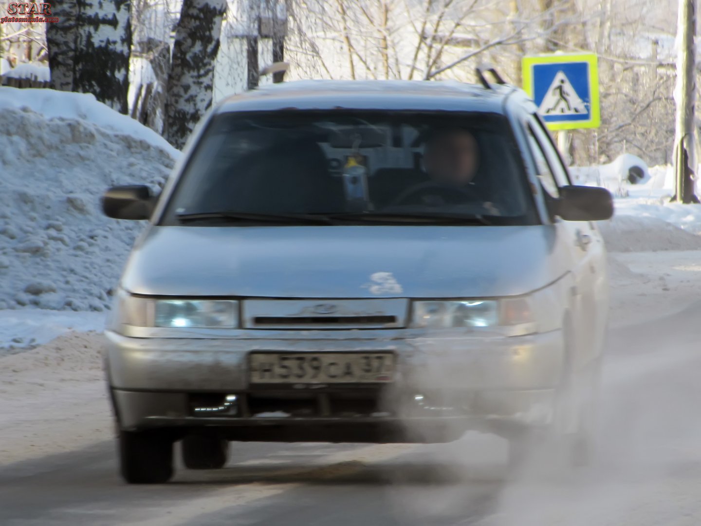 н 539 са 37, Lada (VAZ) 2111 