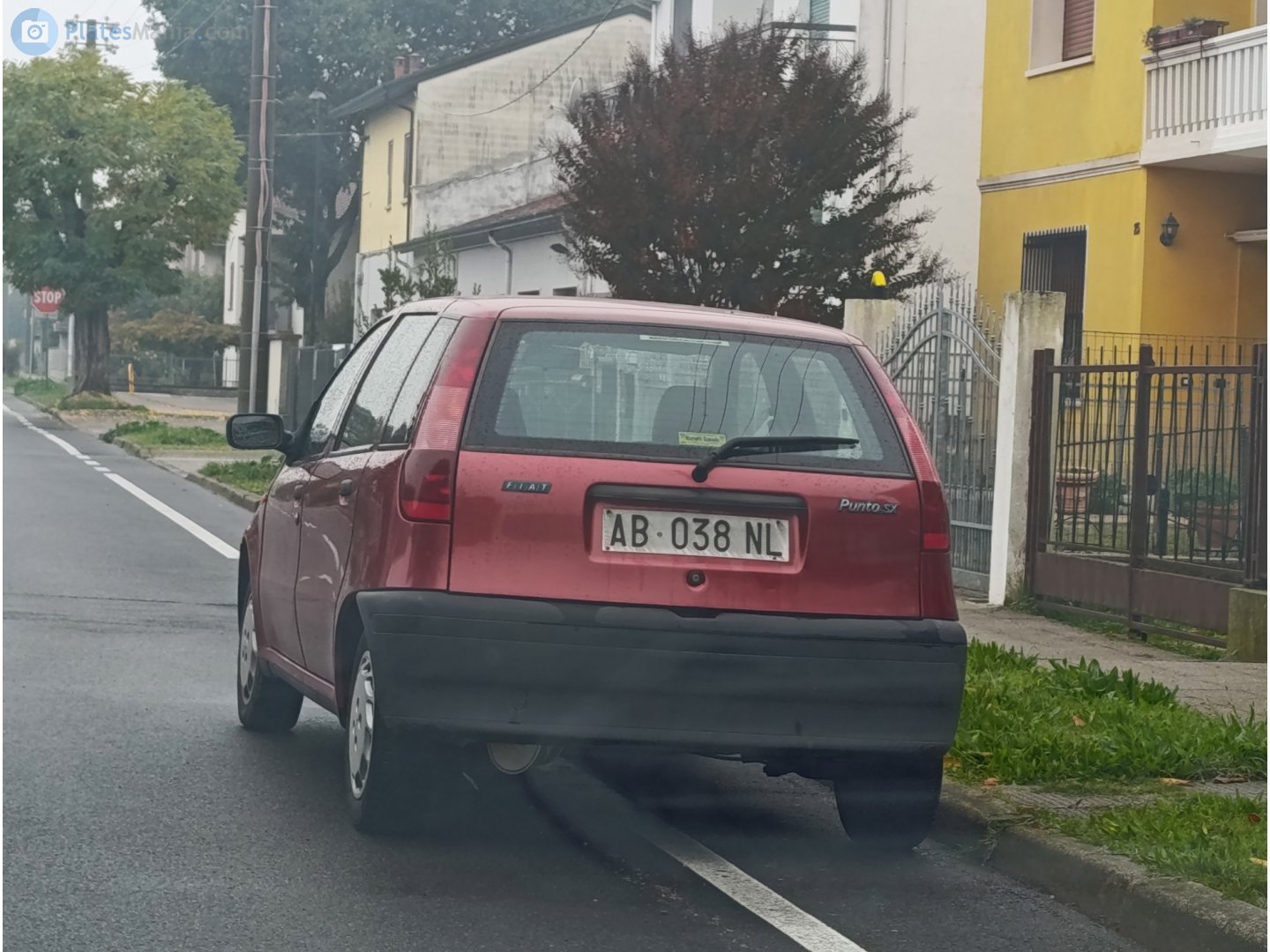 AB 038 NL, FIAT Punto 2nd gen 5-door Hatch (188), 1999–2003