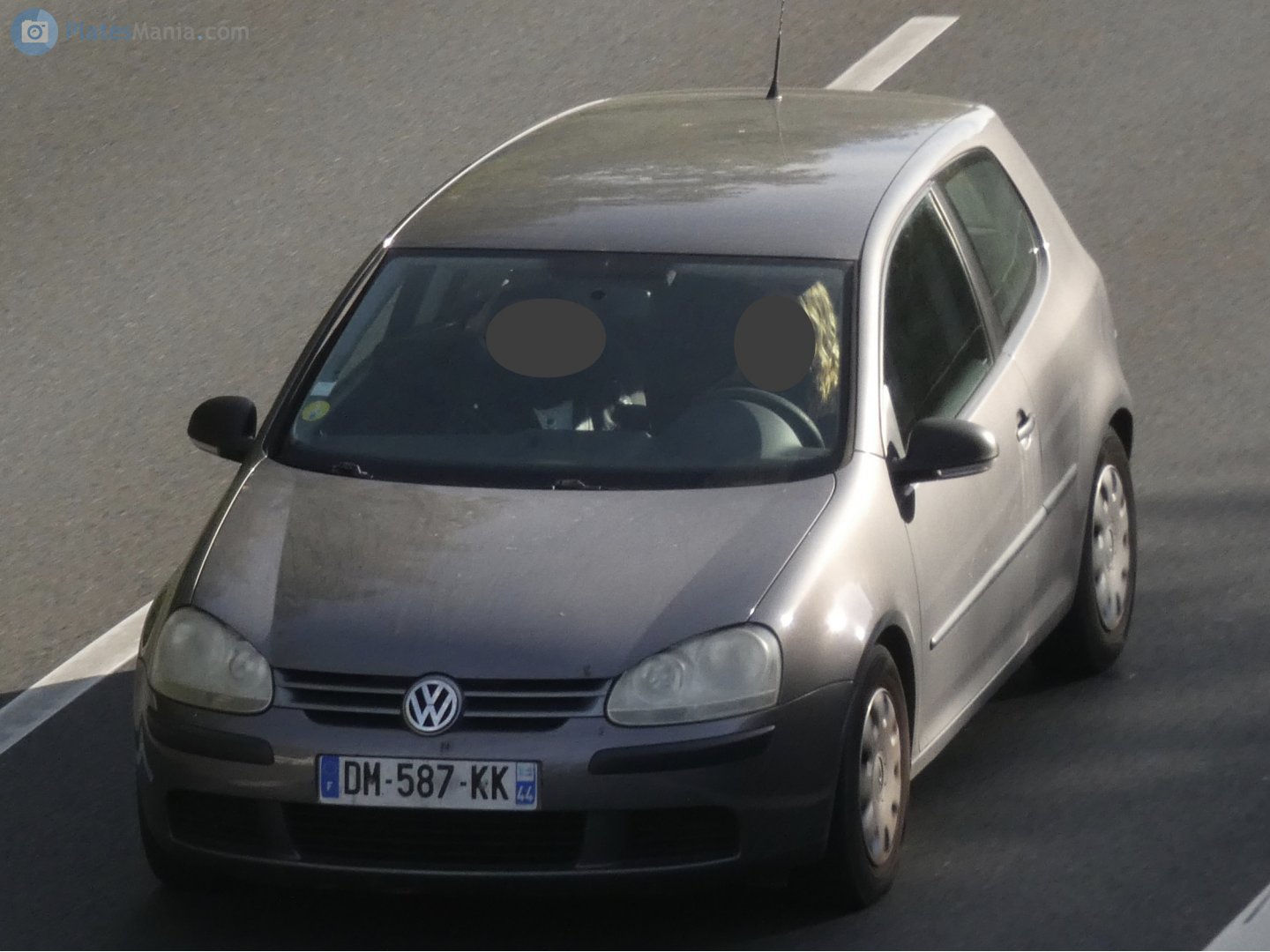 DM-587-KK, Volkswagen Golf 5th gen 3-door Hatch (1K1), 2003–2008