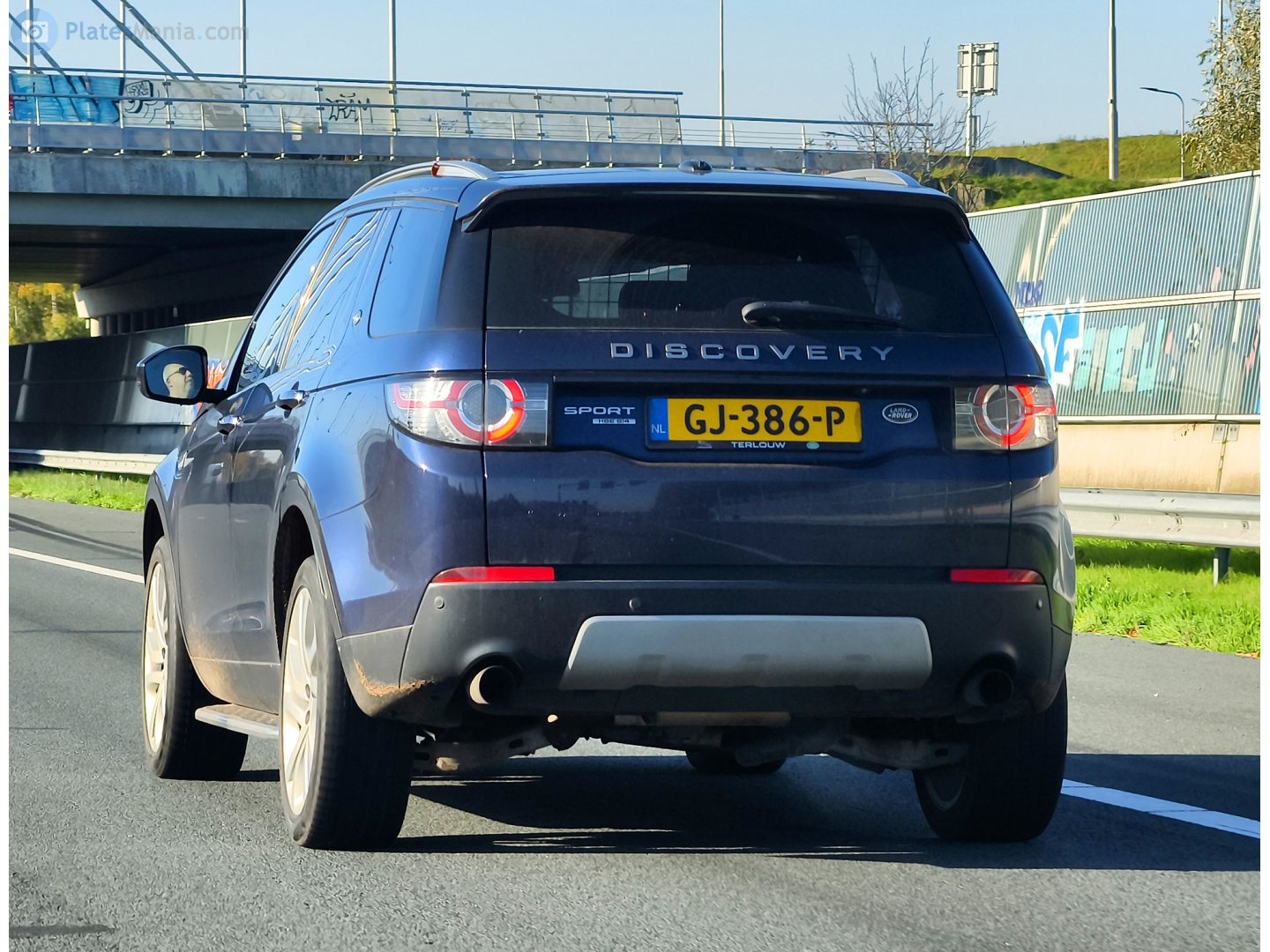 GJ-386-P, Land Rover Discovery Sport 1st gen (L550), 2015–2019