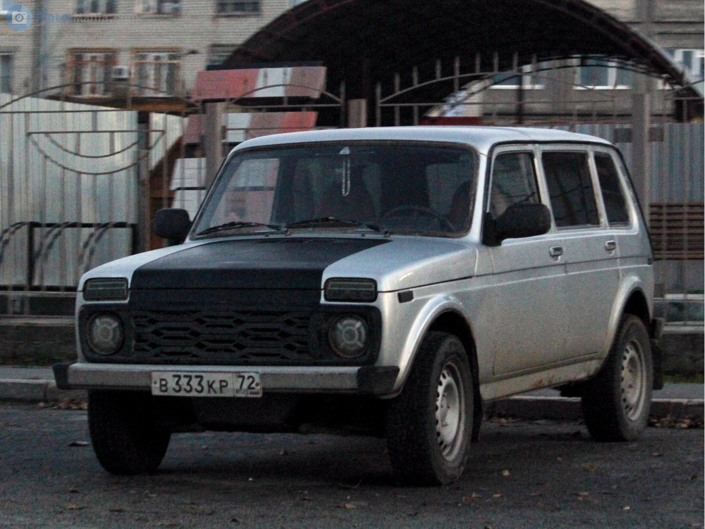 в 333 кр 72, Lada (VAZ) 2131 Нива 2131 (Legend), 1995­–2022