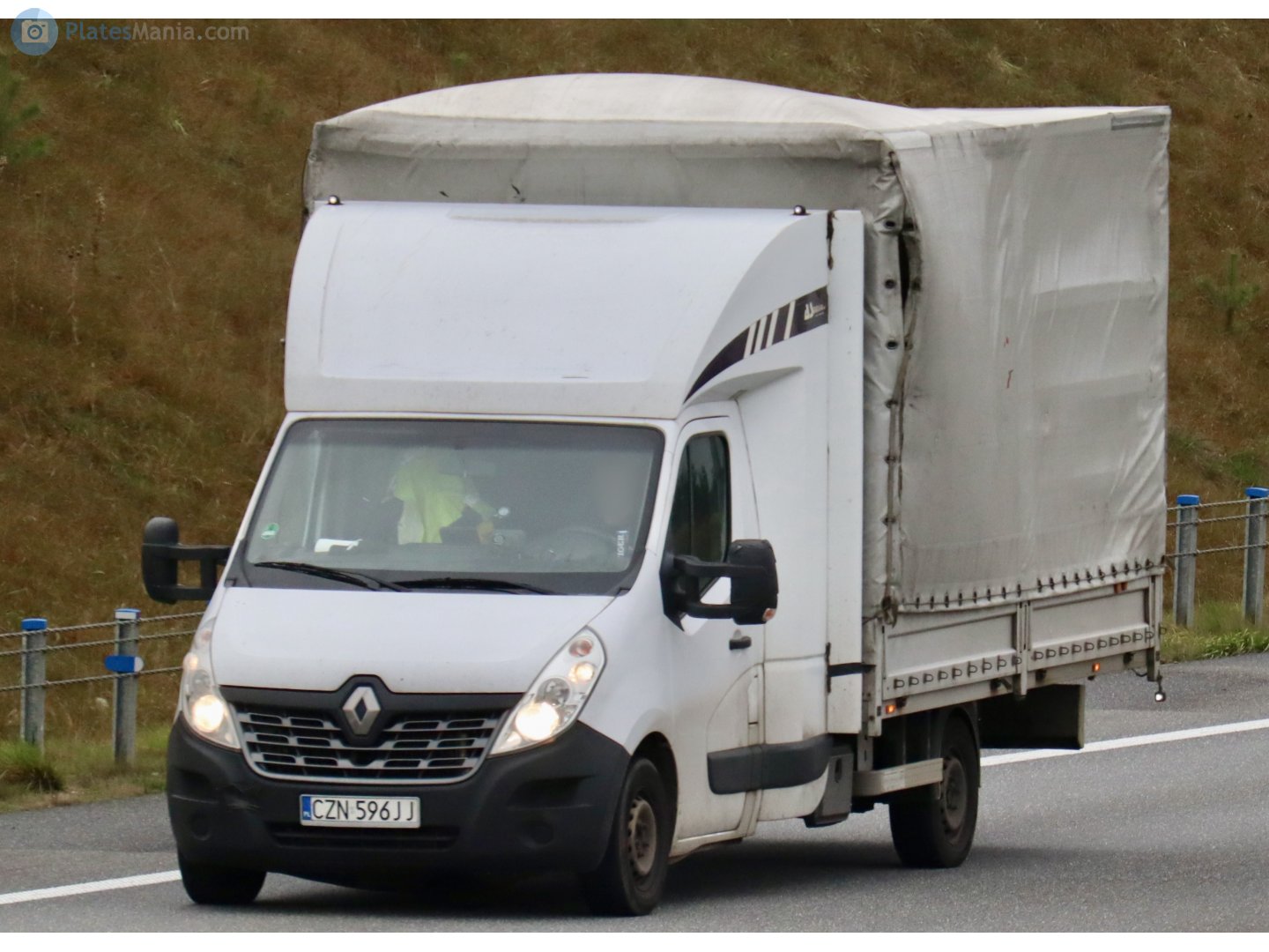 CZN 596JJ, Renault Master 3rd gen Single Cab (J62), 2010–2019