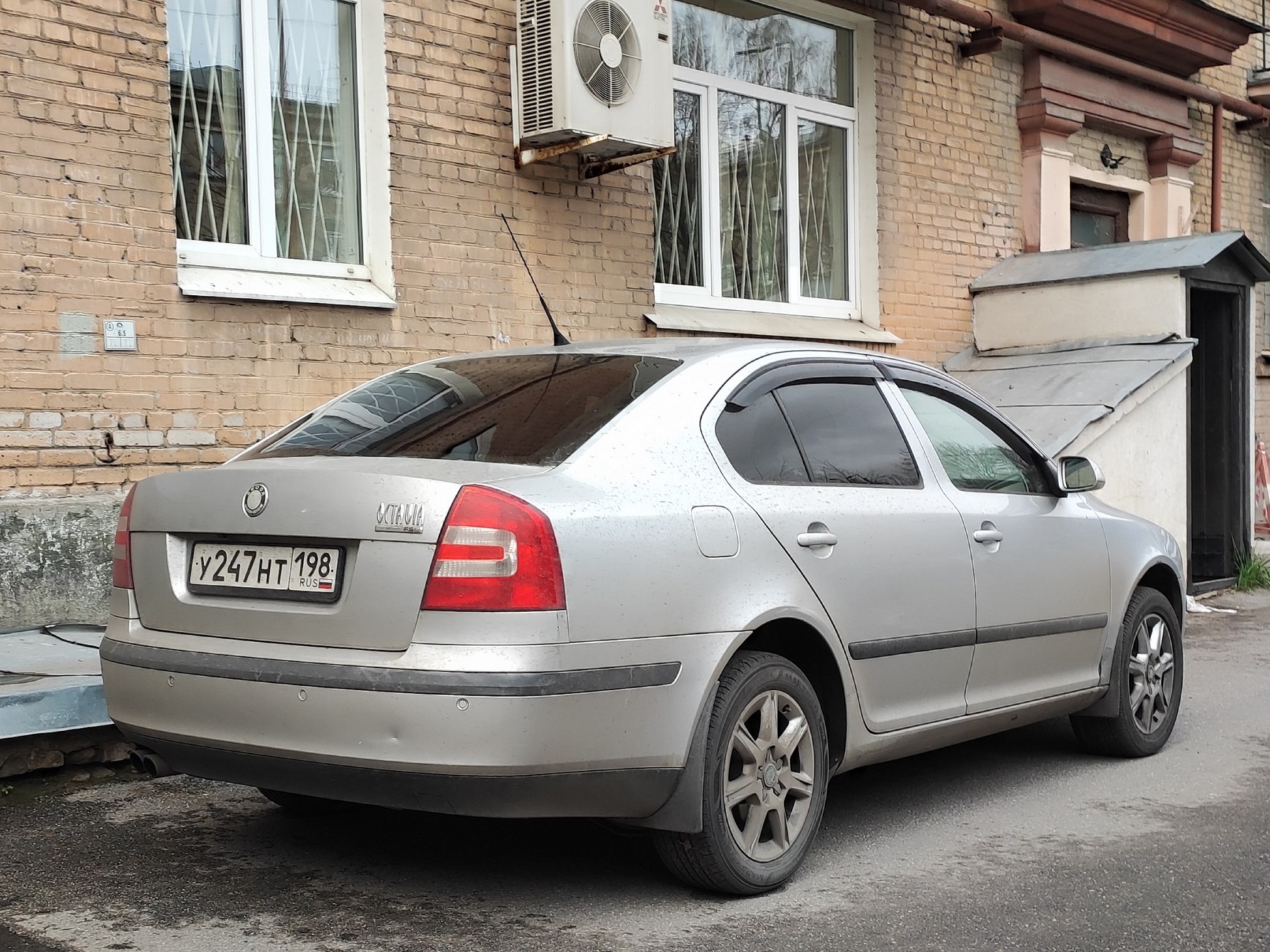 у 247 нт 198, Skoda Octavia 2nd gen Liftback (A5/1Z3), 2004–2008 (2010–2012 Tour)