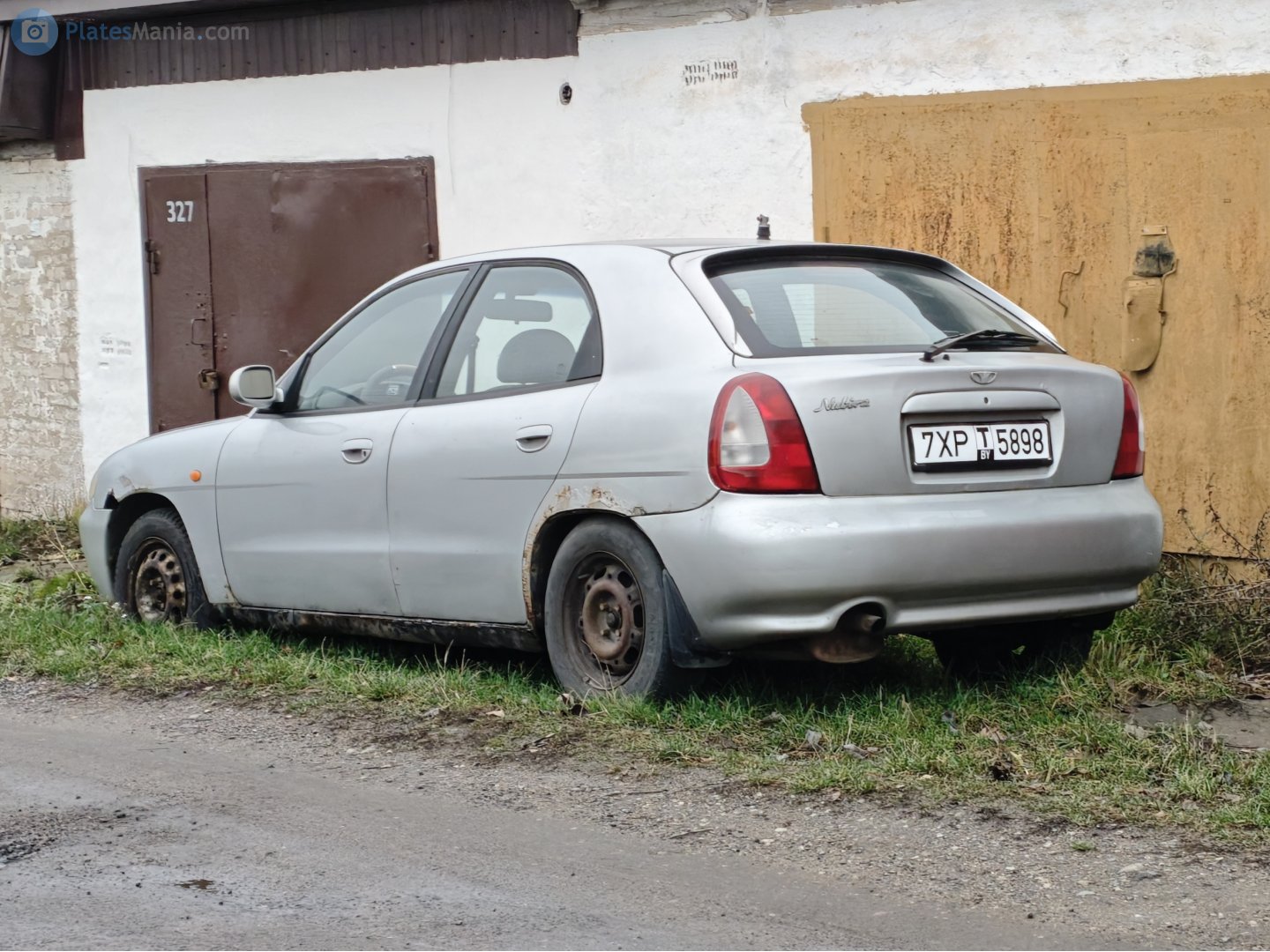 7XP T 5898, Daewoo Nubira 1st gen Hatch (J100), 1997–1999