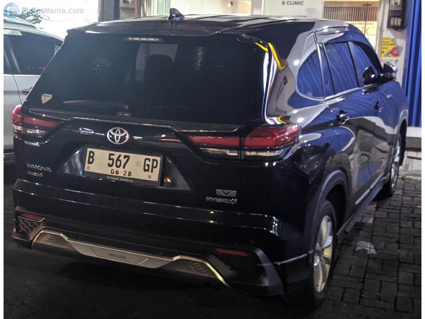 B 567 GP, Toyota Innova 3rd gen HyCross/Kijang Innova Zenix (AG10), 2022–