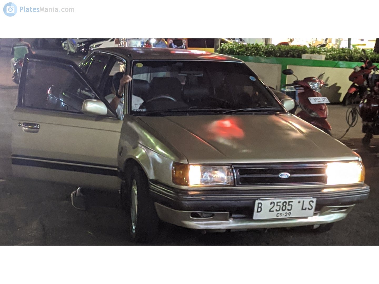 B 2585 LS, Ford Laser 2nd gen Sedan (BF/KC/KE), 1987–1990 (–1997 for ID-market)