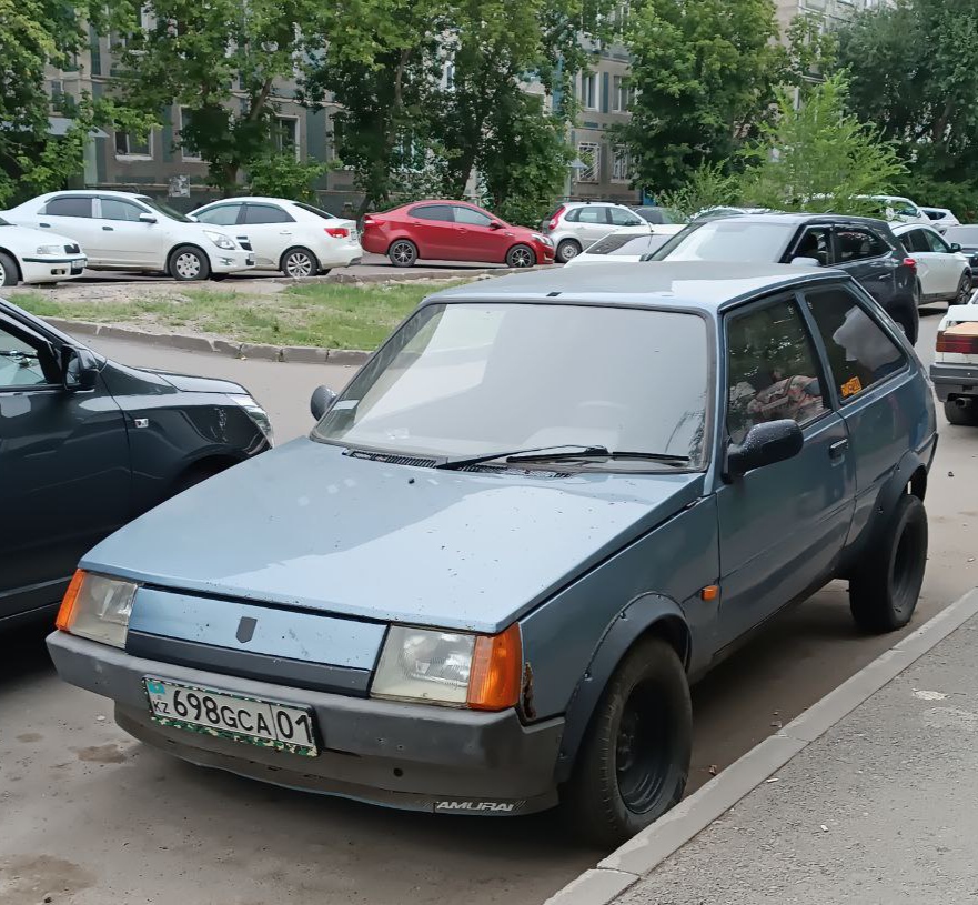 698 GCA 01, ZAZ 1102 1102 Таврия (Tavria) Hatch, 1987–2007