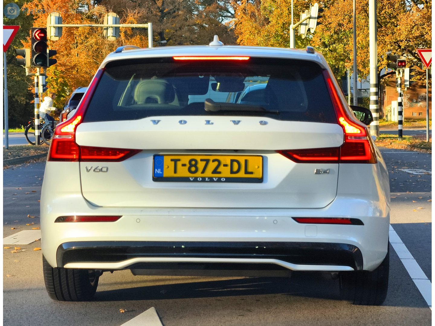 T-872-DL, Volvo V60 2nd gen (225/257), 2018–