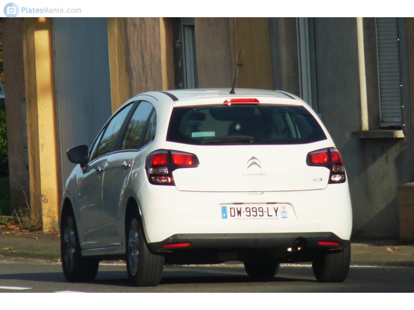 DW-999-LY, Citroёn C3 2nd gen (SC), 2009–2016 (–2020 for LATAM-market)