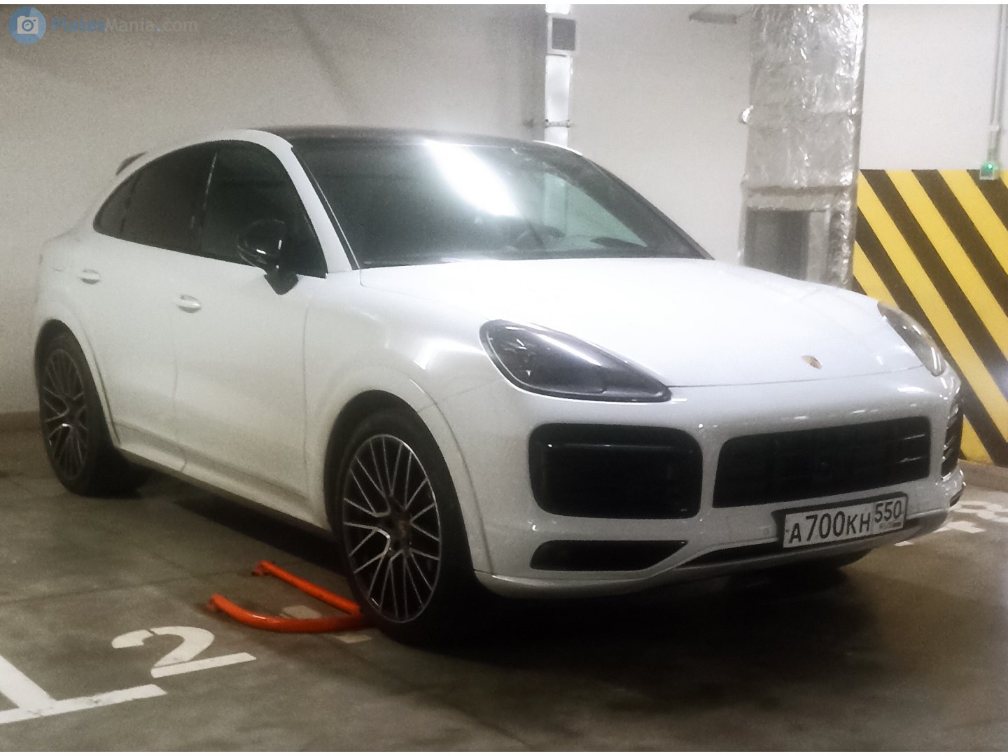 а 700 кн 550, Porsche Cayenne 