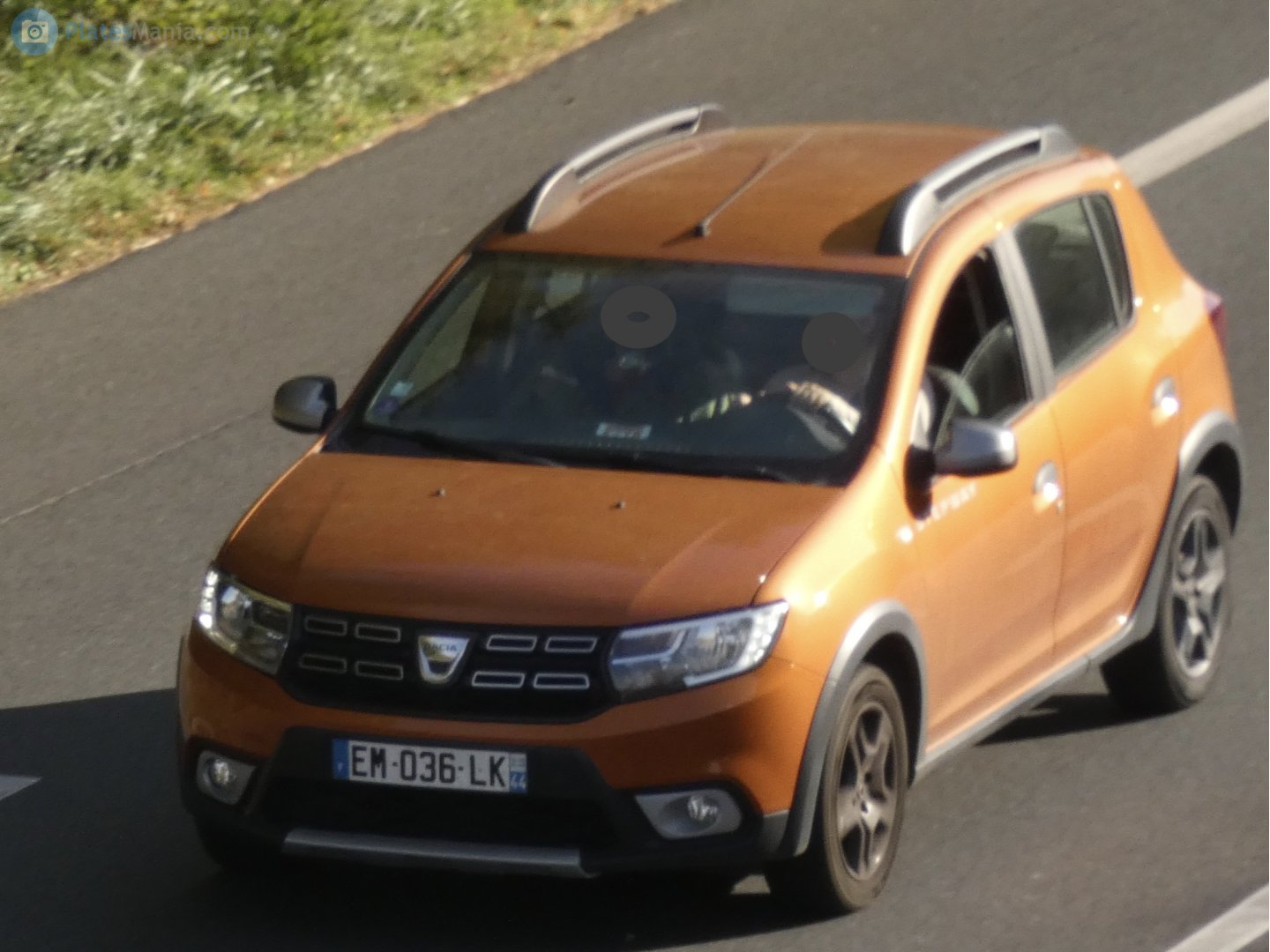 EM-036-LK, Dacia Sandero 2nd gen Stepway (B52), facelift, 2016–2020