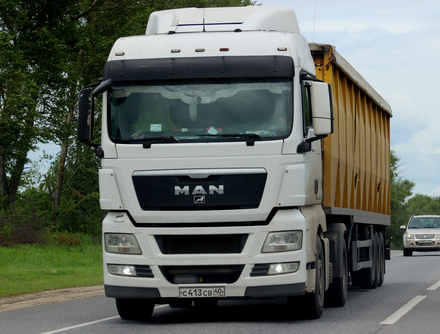 с 413 св 40, MAN TGX 