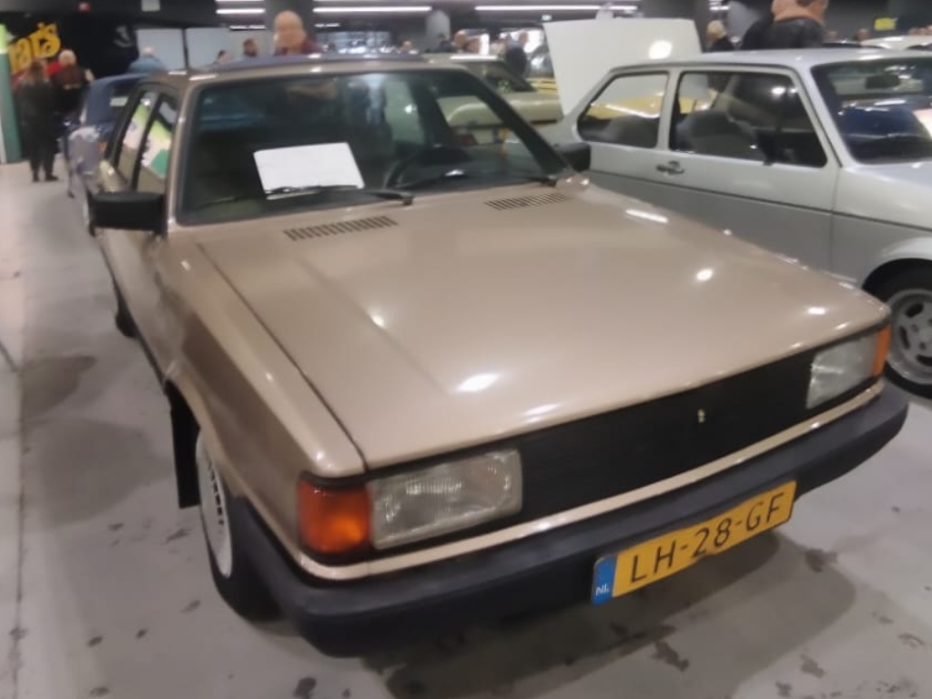 LH-28-GF, Audi 80 2nd gen 4-door Sedan (B2/81/85), 1978–1986