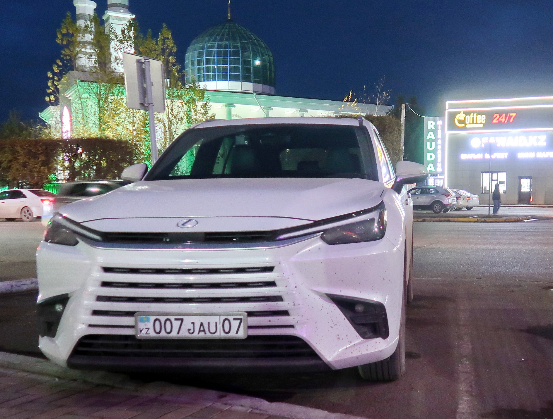 007 JAU 07, Lexus TX 1st gen (AU10), 2023–