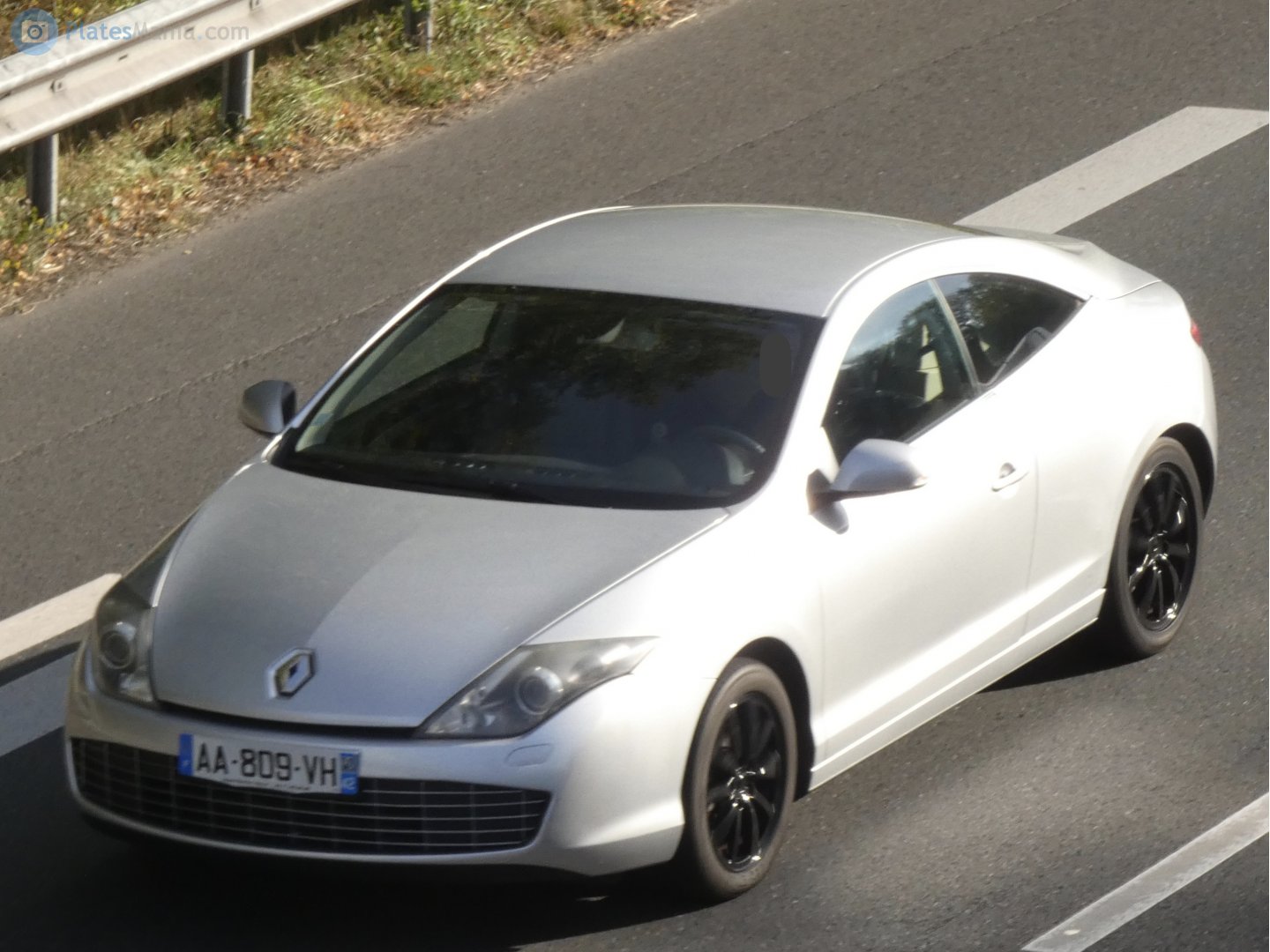 AA-809-VH, Renault Laguna 3rd gen Coupé (X91), 2008–2015