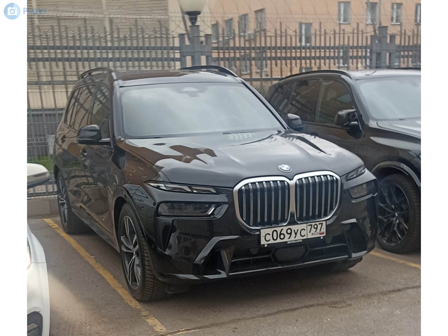 с 069 ус 797, BMW X7 