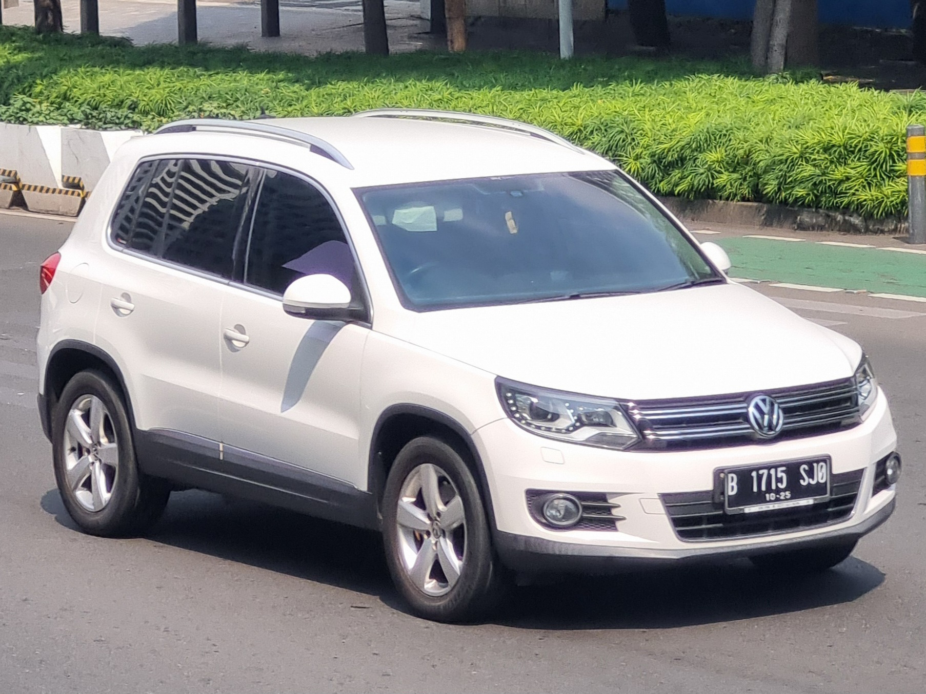 B 1715 SJO, Volkswagen Tiguan 1st gen (5N), facelift, 2011–2016