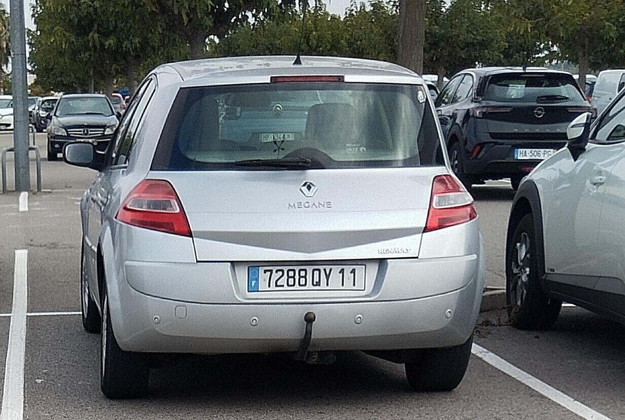 7288 QY 11, Renault Mégane 2nd gen 5-door Hatch (B84), 2002–2009