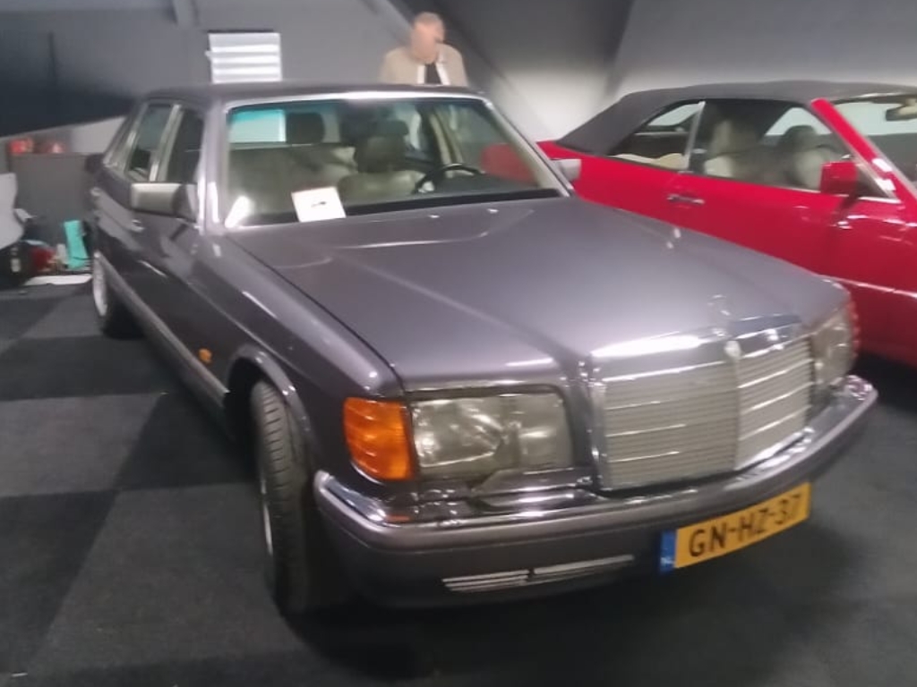 GN-HZ-37, Mercedes-Benz S-Klasse 4th gen Sedan (W126/V126), 1979–1991