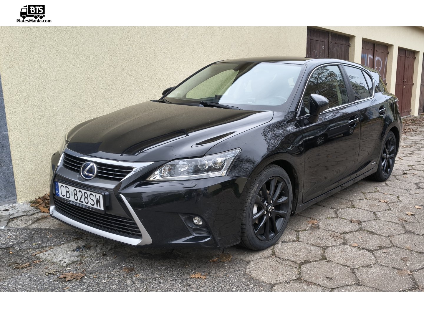 CB 828SW, Lexus CT 