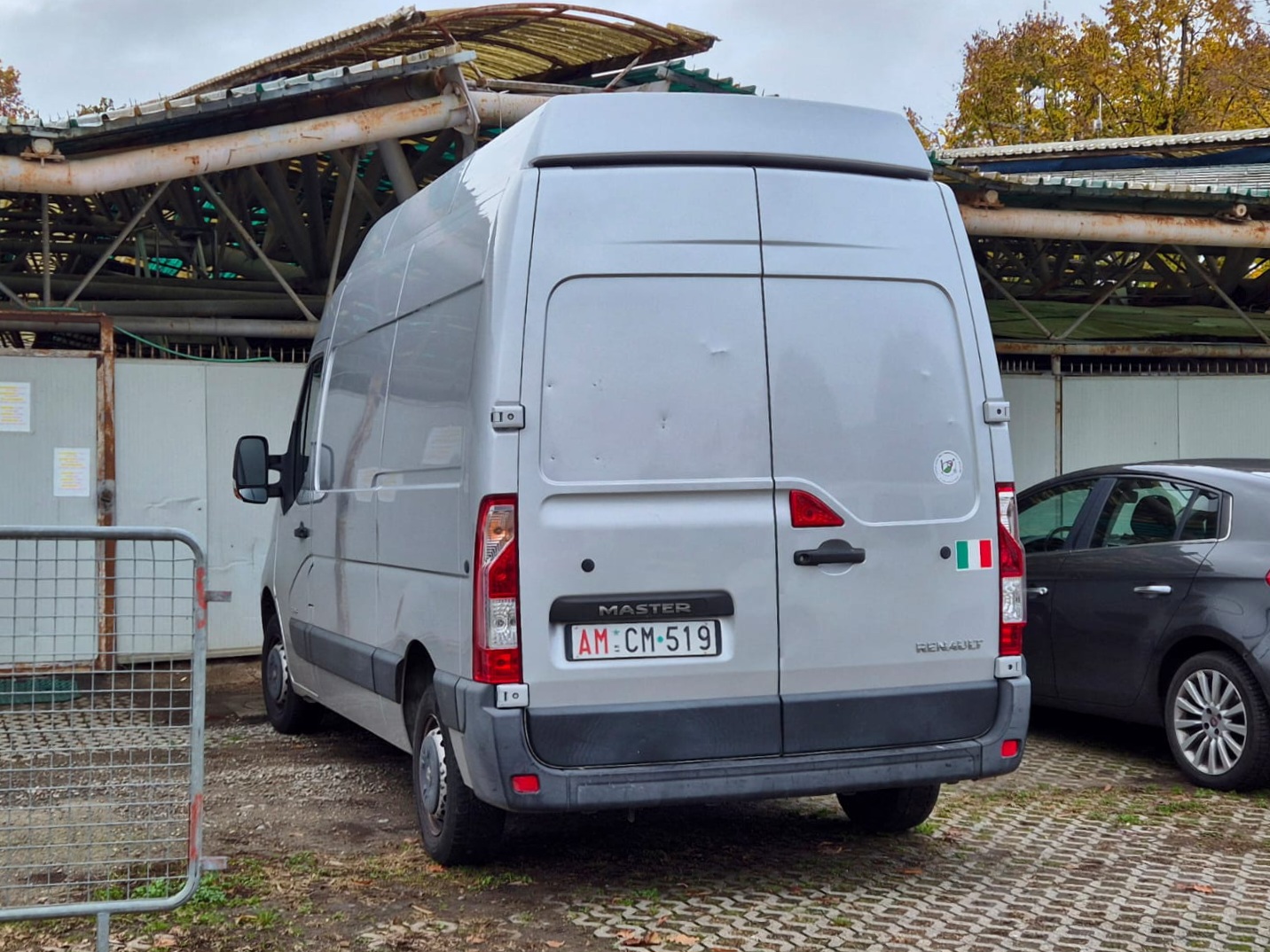 AM CM 519, Renault Master 3rd gen Van (J62), 2010–2019