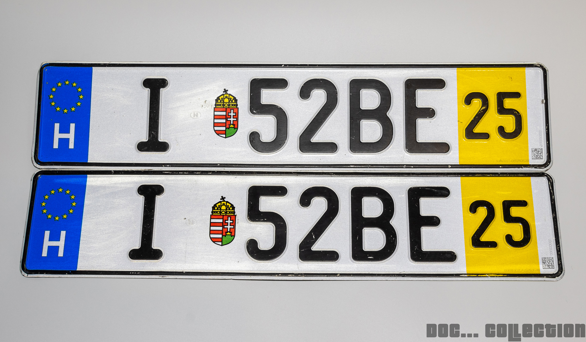 I 52BE, License plate without vehicle 