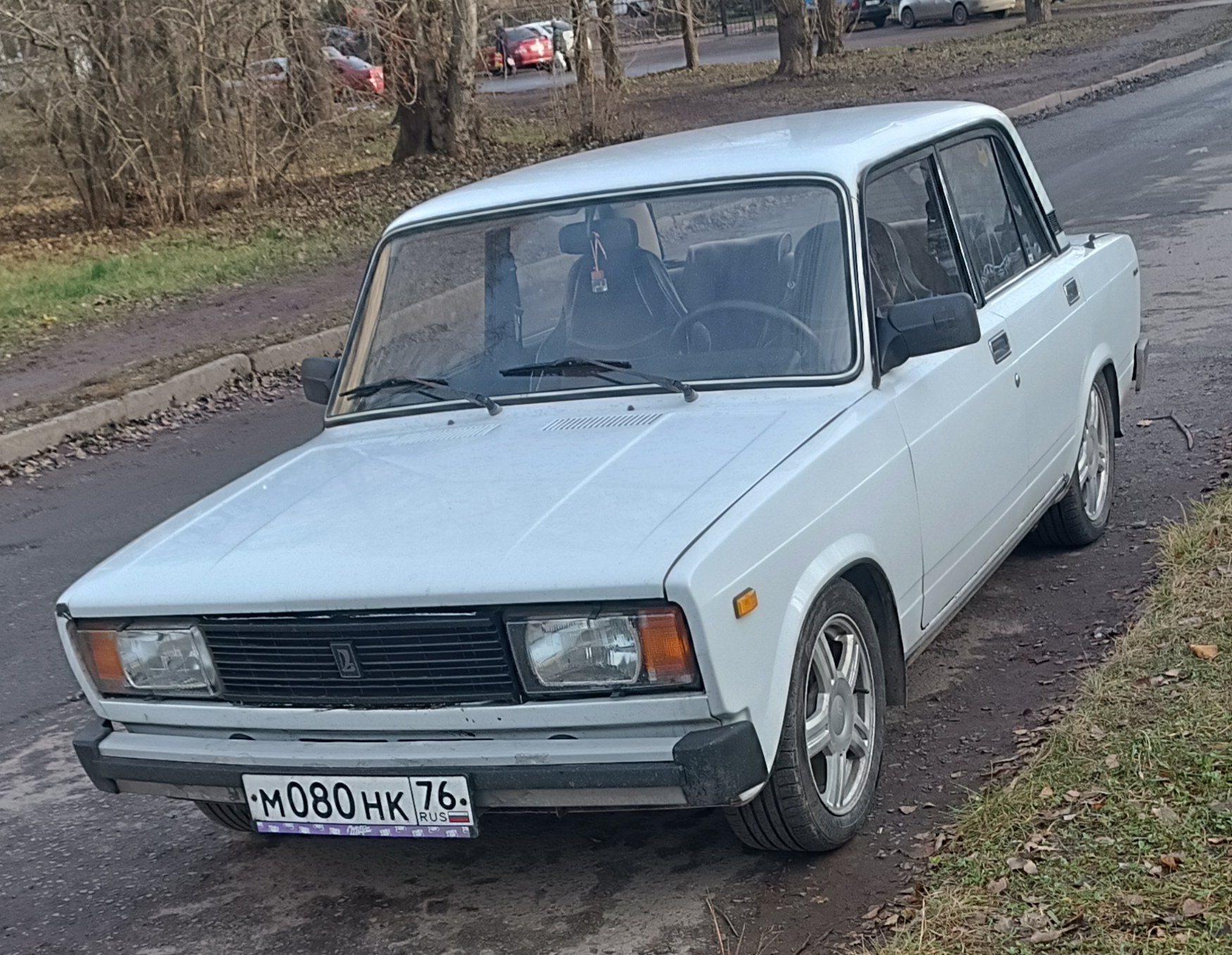 м 080 нк 76, Lada (VAZ) 2105 