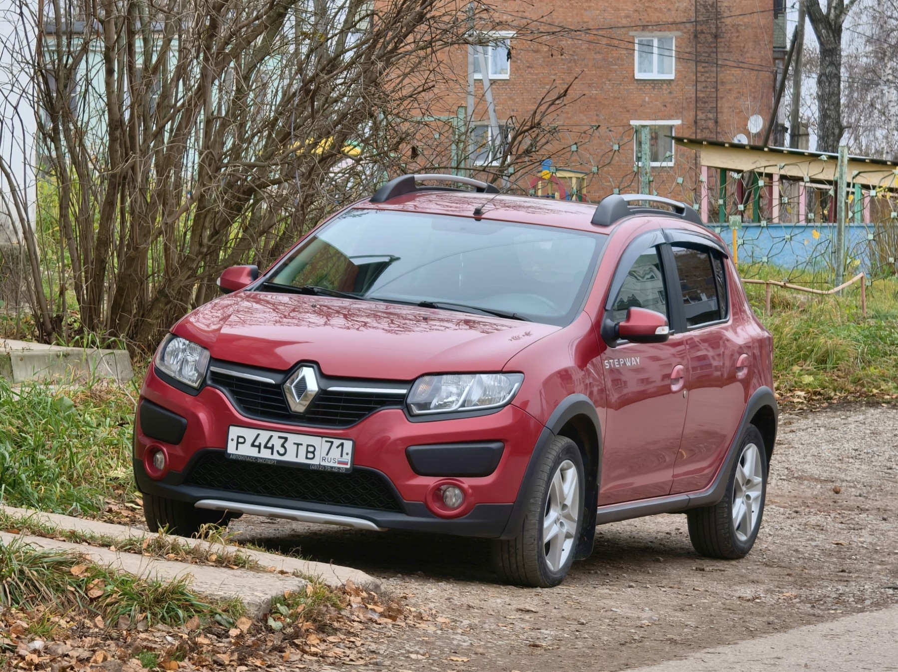 р 443 тв 71, Renault Sandero 2nd gen (B52), 2013–
