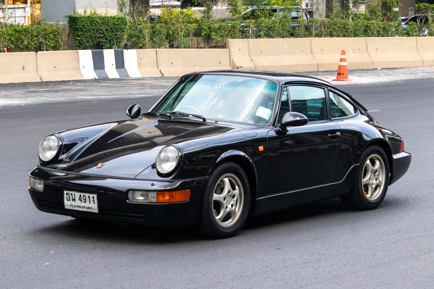 ธน 4911, Porsche 911 3rd gen Coupé (964), 1988–1994