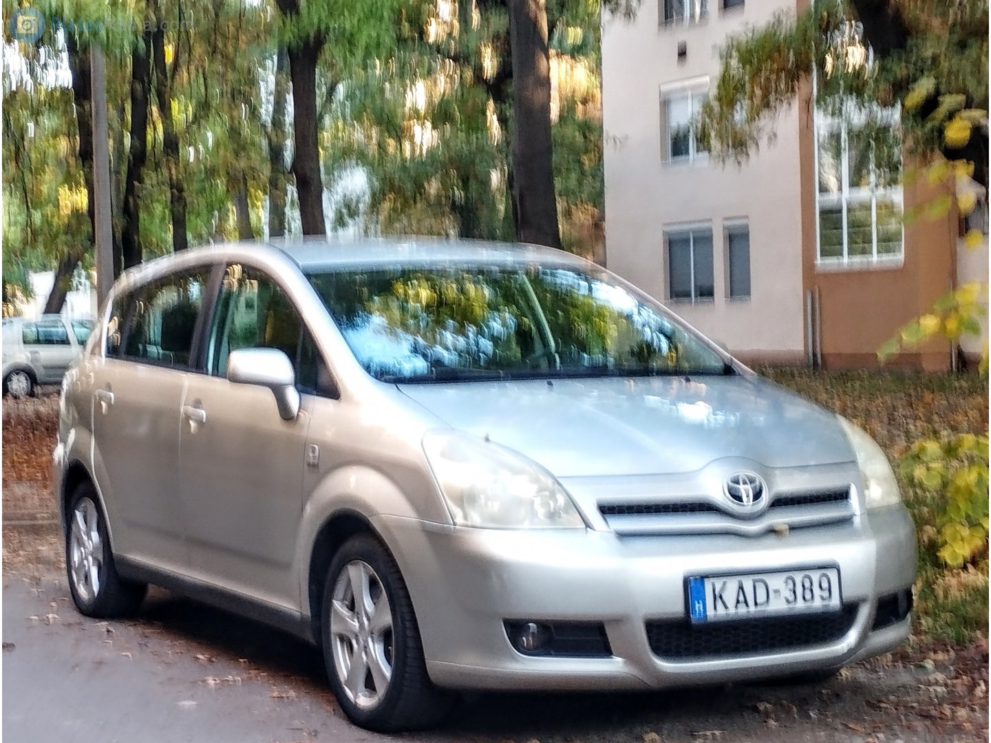 KAD-389, Toyota Corolla Verso 2nd gen (AR10), 2004–2009