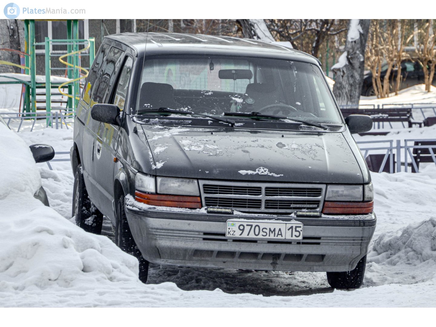 970 SMA 15, Chrysler Voyager 2nd gen (AS), 1990–1995