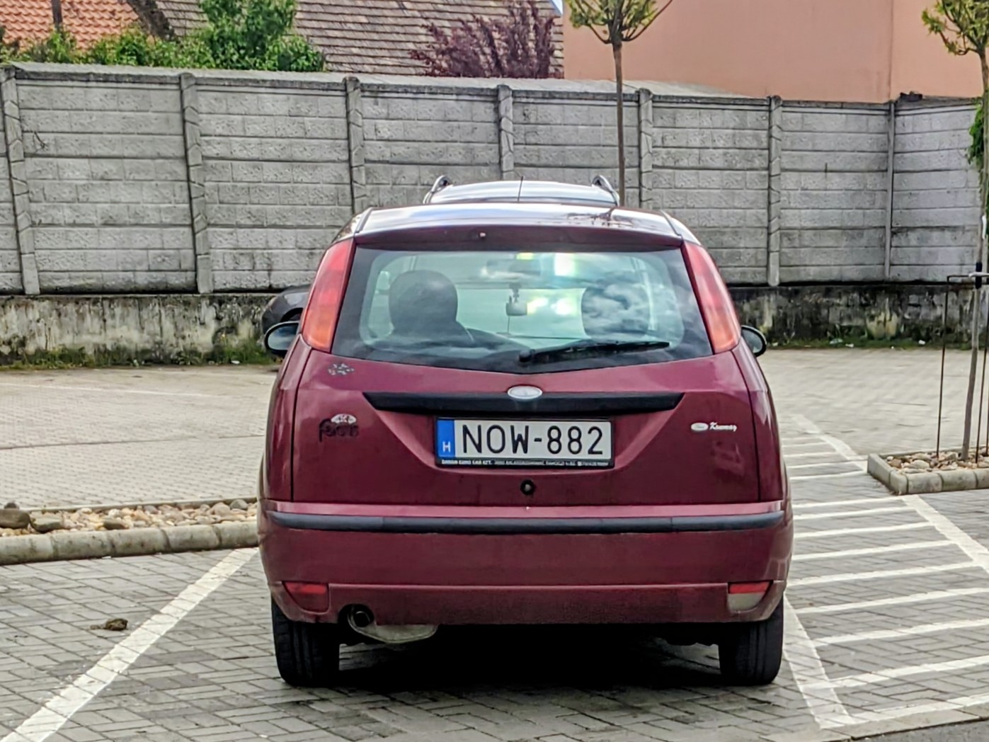NOW-882, Ford Focus 1st gen 5-door Hatch (DAW; C170), 1998–2005 (–2008 for LATAM-market)