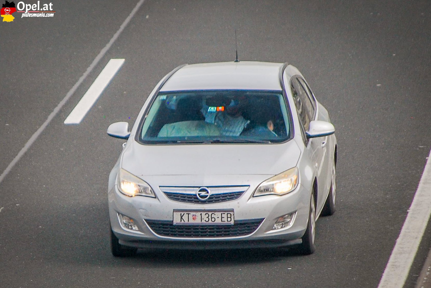 KT 136-EB, Opel Astra 4th gen Hatch (J; P10), 2009–2015
