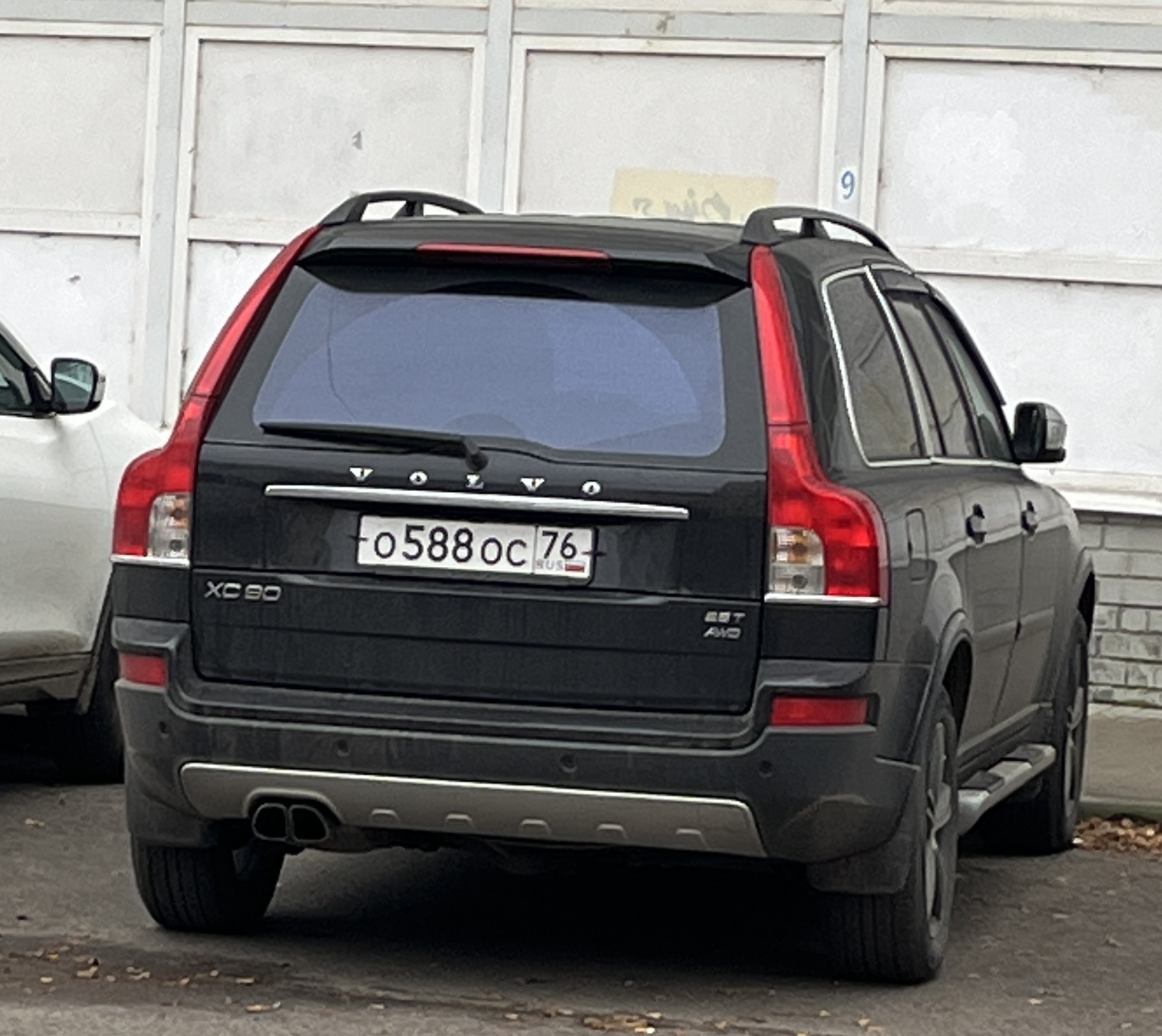 о 588 ос 76, Volvo XC90 