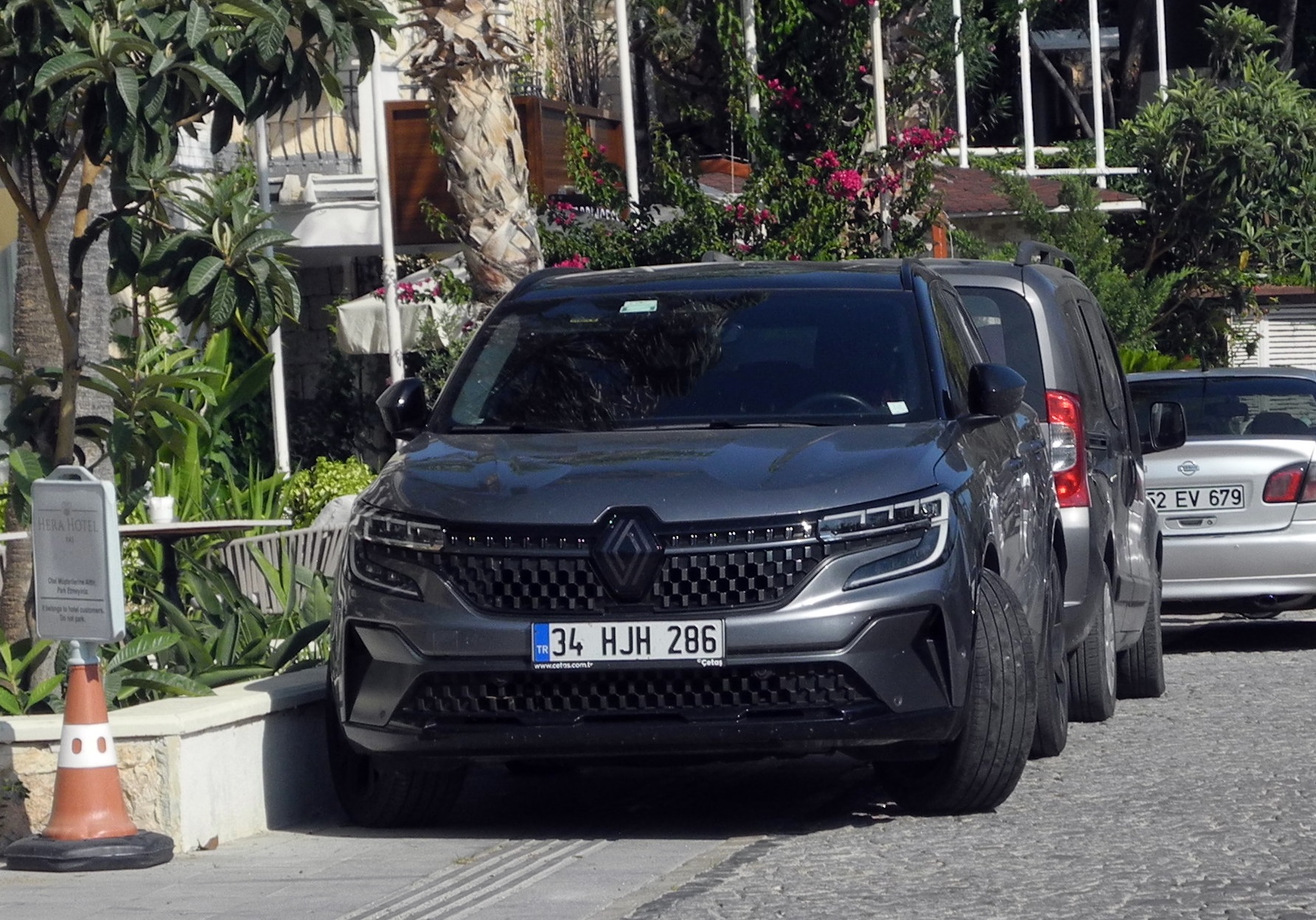 34 HJH 286, Renault Austral 1st gen (HHN), 2022–2025