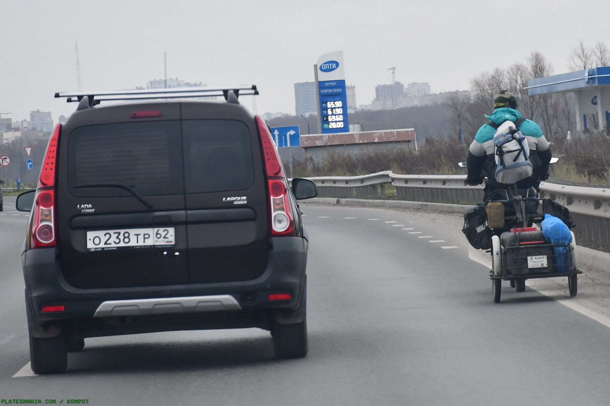 о 238 тр 62, Lada (VAZ) Largus 1st gen R90 (KS0/RS0), 2012­–2020