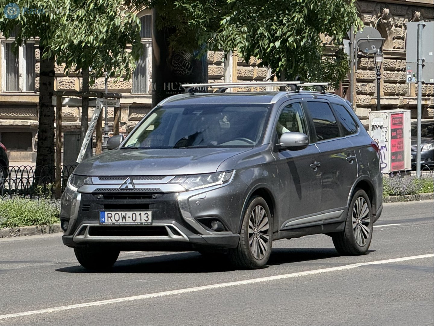 ROW-013, Mitsubishi Outlander 3rd gen (GF/GG/ZJ/ZK/ZL), facelift, 2015–2023