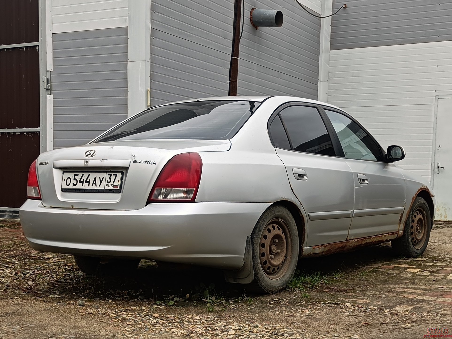 о 544 ау 37, Hyundai Elantra 3rd gen Sedan (XD), 2000–2010