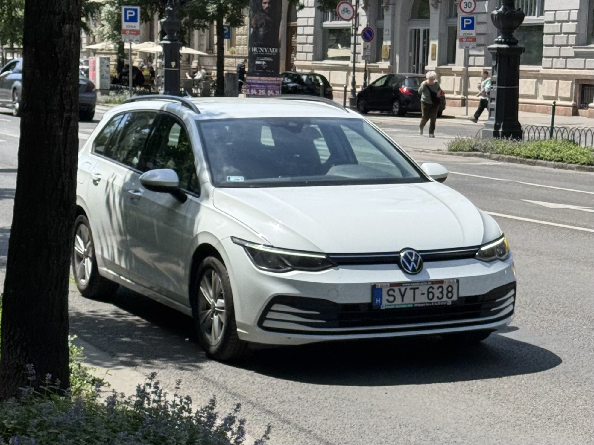 SYT-638, Volkswagen Golf 8th gen Variant (CD1), 2020–