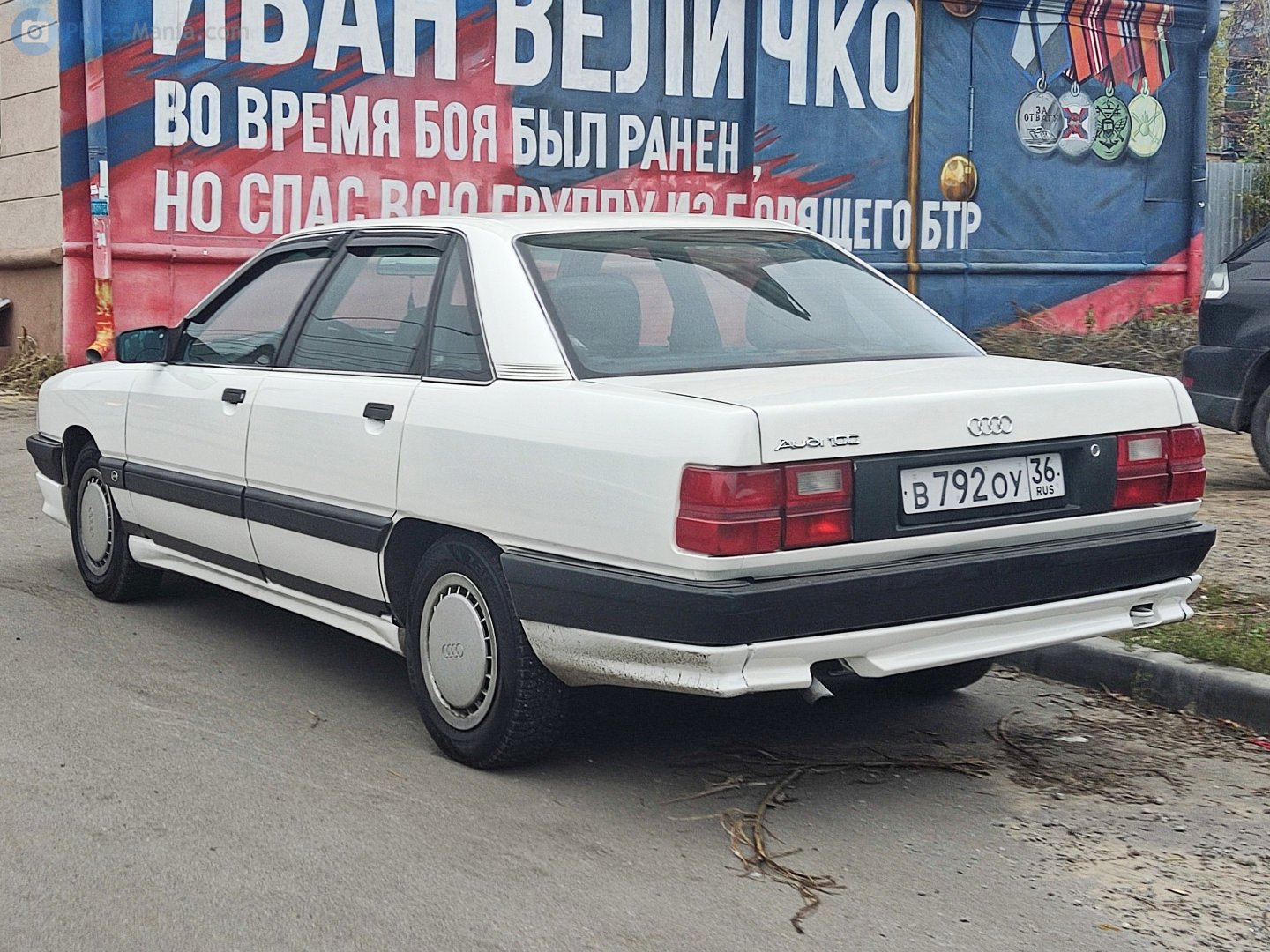 в 792 оу 36, Audi 100 3rd gen Sedan (C3/44), 1982–1991
