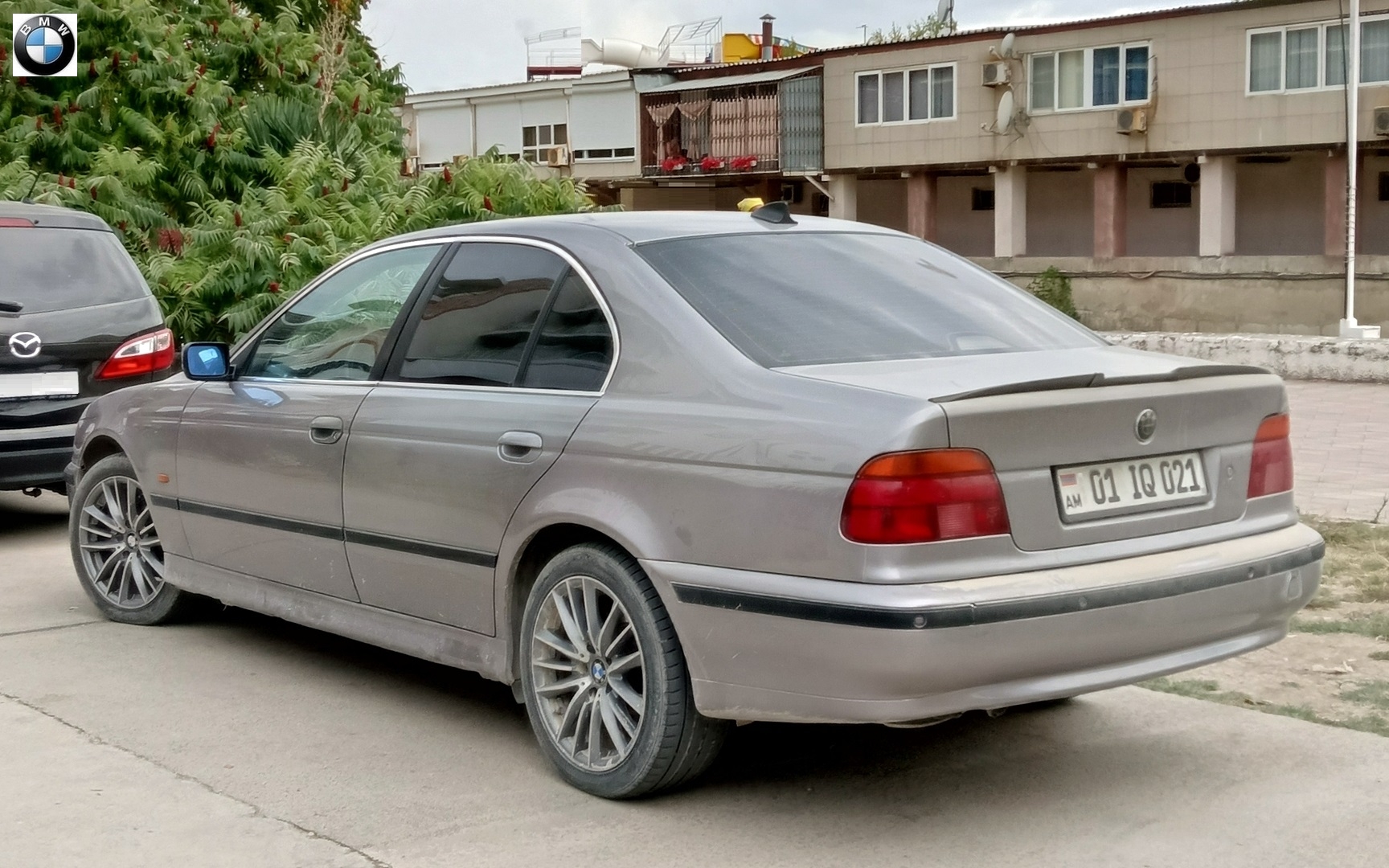 01 IQ 021, BMW 5 Series 4th gen Sedan (E39), 1995–2003