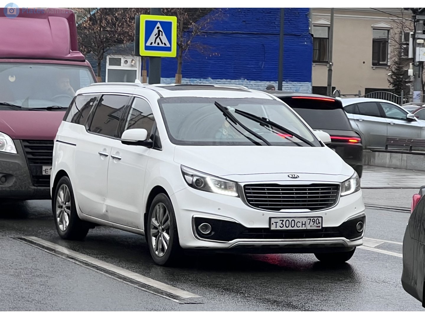 т 300 сн 790, Kia Carnival 3rd gen Grand Carnival (YP), 2014–2021